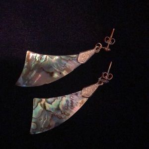 Clamshell earrings